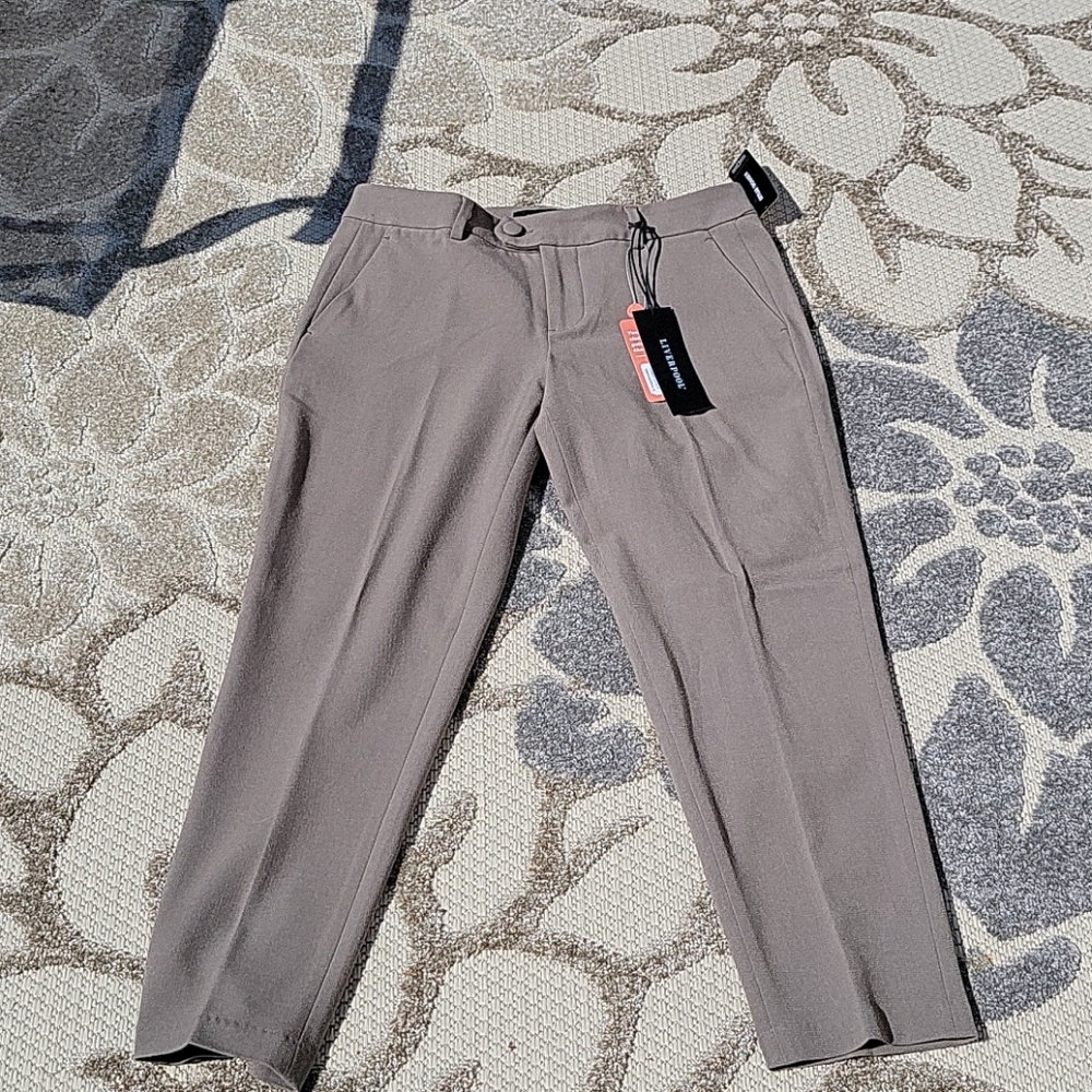 NWT Liverpool Skylar Trouser from Wantable